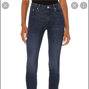 MOTHER High Waisted Looker Tongue and Chic